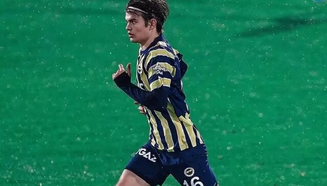 Galatasaray’dan eski Fenerbahçeli İsak Vural’a kanca