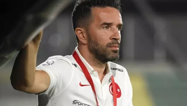 Eski milli futbolcu Gökhan Gönül gözaltına alındı