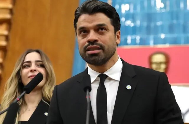 Gökhan Zan futbola geri döndü