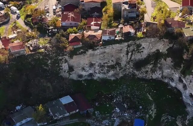 Görüntü İstanbul’dan! Uçurumun kenarında hayatlar