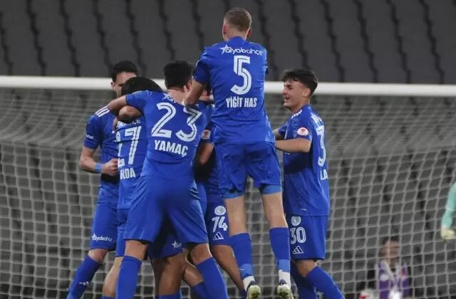 Göztepe’den Türkiye Kupası’na erken veda! 2. Lig ekibine elendiler