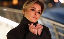 Gülben Ergen’den sıra dışı dekolte! Gözler baldırına odaklandı