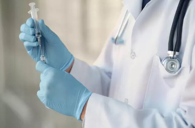 Hastalarını zehirleyerek öldüren anestezi uzmanının cezası belli oldu