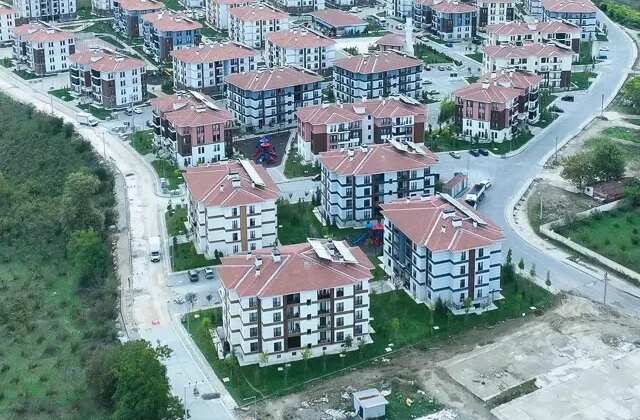 Hisseli tapu sahipleri 500 bin konut projesine başvurabilir mi?