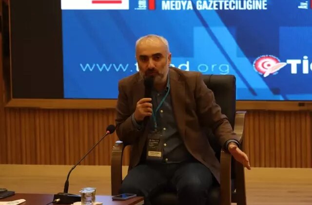 İsmail Saymaz: Sosyal medya gazeteciliği dönüştürdü, sürecin kurbanı gazeteler oldu