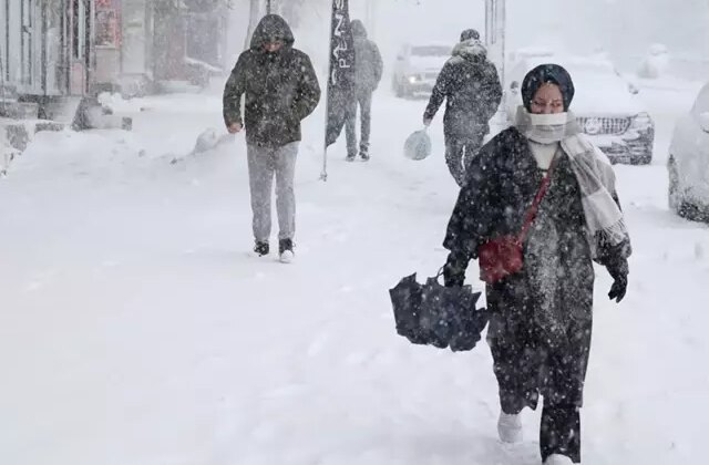 İstanbul’a lapa lapa kar geliyor! 4 gün aralıksız yağacak