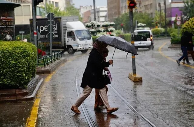 İstanbul için AKOM’dan uyarı: 4 gün yağış var