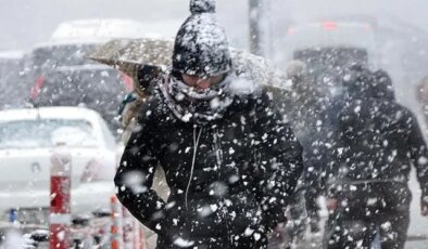 İstanbul için yeni uyarı! AKOM bu kez beklenen kar kalınlığını da verdi