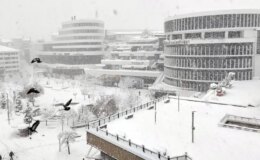 İstanbul’un yanı başında kar kalınlığı yarım metreye ulaştı