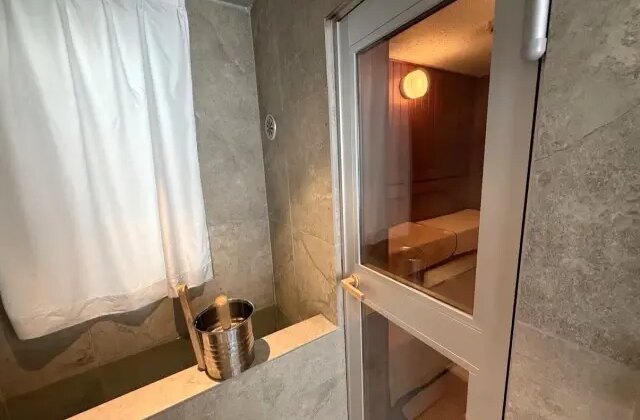 Japonya’daki sauna yangınında 2 kişi feci şekilde can verdi