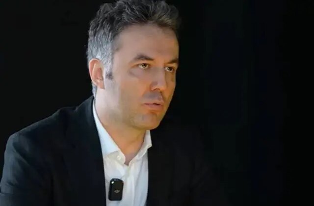 Kadın spikerden Mehmet Akif Ersoy hakkında şoke eden sözler! Üçlü ilişki ve kokain iddiası