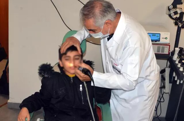 Kaşıntı şikayetiyle gitti, burnundan çıkanlar akıl alır gibi değil