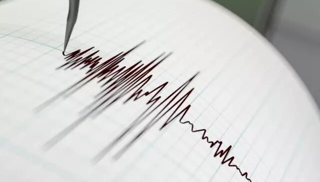 Komşuda korkutan deprem! Büyüklüğü belli oldu