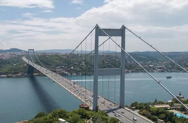 Köprü ve otoyol geçiş ücretlerine zam! İşte yeni tarifeler