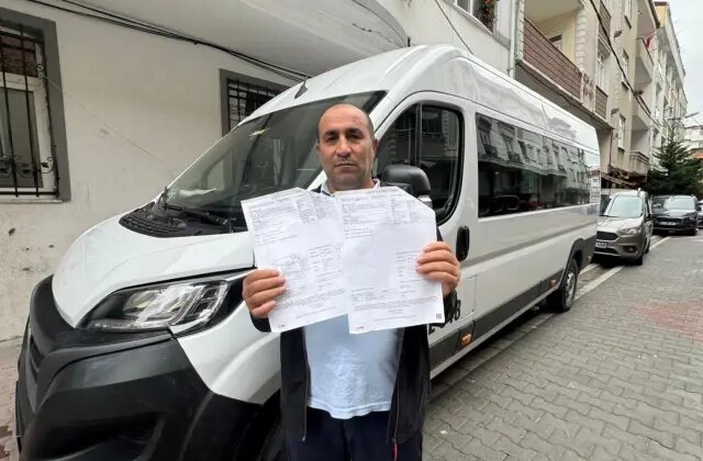 Kredi çekip sıfır aldığı servis minibüsü arıza verdi; 24 kez servise götürdü