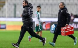 Kulüp doktoru rahatsızlandı, yeşil sahada bakın kim görev yaptı