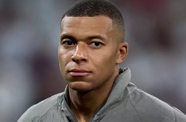Eski kulübüne şok! Kylian Mbappe servetine servet kattı