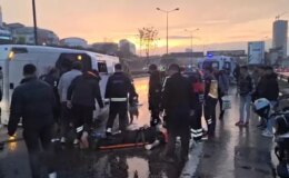 Maltepe D-100’de servis minibüsü devrildi