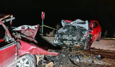 Manisa’da feci kaza: Aynı aileden 3 kişi hayatını kaybetti