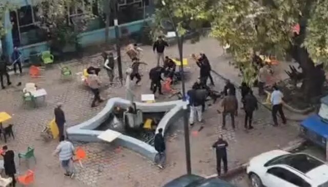 Manisa’da kahvede başlayan tartışma 80 kişilik kavgaya dönüştü