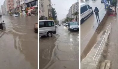 Mardin’de sağanak nedeniyle cadde ve sokaklar göle döndü