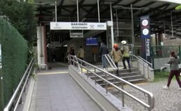Bakırköy Marmaray İstasyonunda bir kişi raylara düştü; seferlerde aksama yaşandı