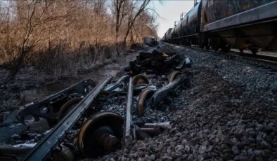 Meksika’da yolcu treninin raydan çıkması sonucu 13 kişi öldü, 98 kişi yaralandı