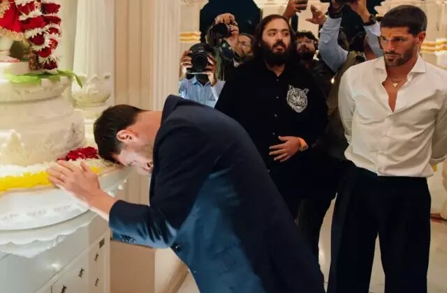 Messi, Hindu tanrısı Hanuman’ı ziyaret etti