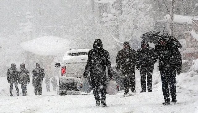 Meteoroloji illeri tek tek uyardı! Kuvvetli sağanak ve kar yağışı geliyor