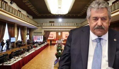 İmralı’ya giden MHP’li Feti Yıldız, Öcalan’la görüşmesini anlattı