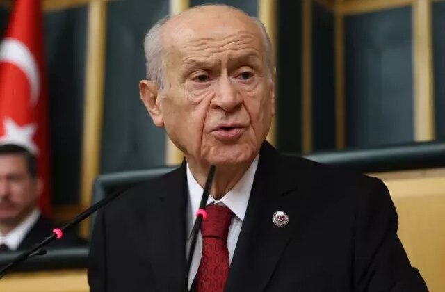 MHP lideri Bahçeli’den Barzani’nin uzun namlulu peşmergelerine tepki: Tek kelimeyle rezalet