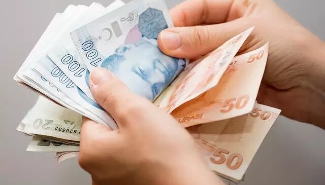 Milyonlarca memur ve emekliye çifte zam müjdesi