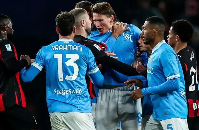 Napoli, İtalya Süper Kupa’da finale yükseldi