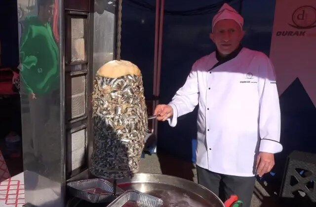 Ne et ne tavuk ne de sucuk! Bu döner Türkiye’de bir ilk