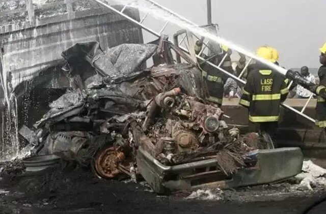 Nijerya’da trafik kazası: 18 ölü