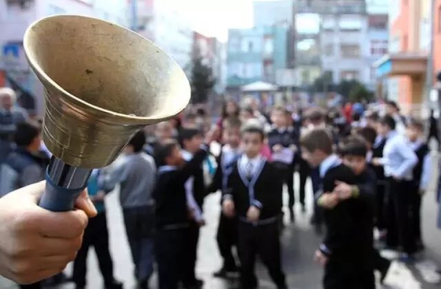 Okula başlama yaşı değişiyor