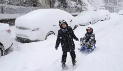 Okullar şimdiden tatil edildi! İşte kar nedeniyle eğitime ara verilen iller