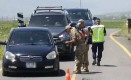 Önce ceza yazdılar, şehit babası olduğunu öğrenince kendi ceplerinden ödediler