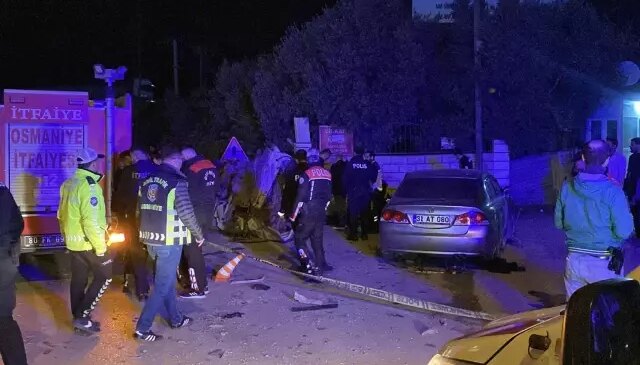 Osmaniye’de üç araç çarpıştı: Ölü ve yaralılar var