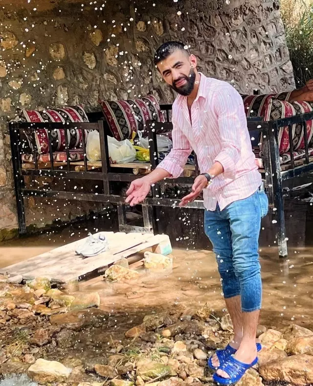 otel muhasebecisi otomobilde basindan vurulmu 19342456 o