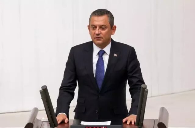 Özgür Özel’den bütçe görüşmelerinde vergi çıkışı