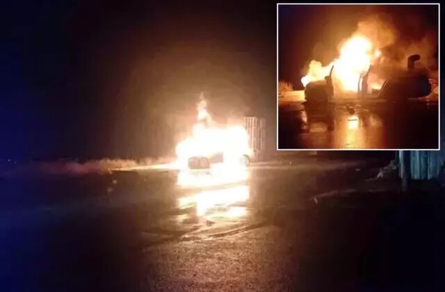 Park halindeki araç alev alev yandı, geriye hurda kaldı