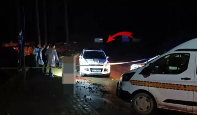 Park halindeki araca bakan ekipler sağ koltukta vahşetle karşılaştı