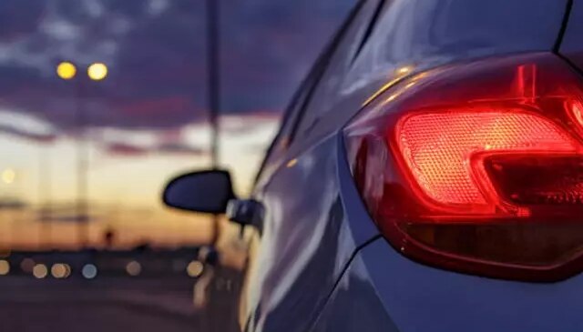 Porsche sahipleri şaşkın: Araçlar aniden kendini kilitliyor!