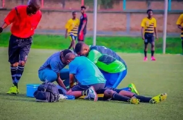 Rakibe büyü yapmak isterken canından oldu