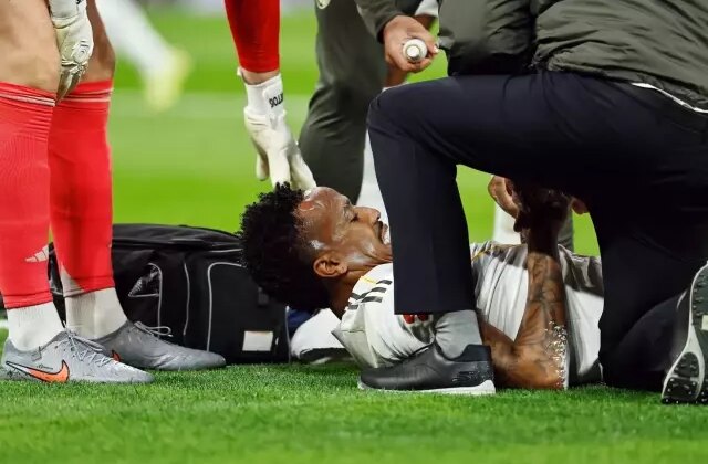 Real Madrid’de deprem! Yıldız futbolcu sezonu kapattı gibi