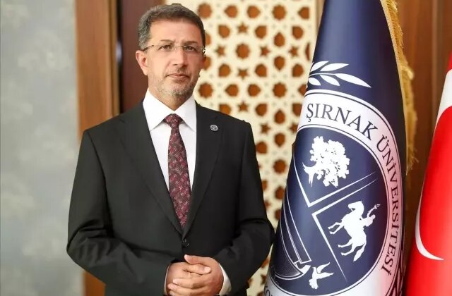 Rektör kardeşinden tartışma yaratan “kadro” paylaşımı: Klimalı odam hazır, çatlayın