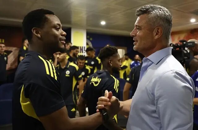 Sadettin Saran, Jhon Duran’ı kenara çekip tek bir şey söylemiş