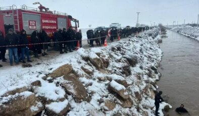 Şanlıurfa’da okul yolunda facia! Otomobil kanala devrildi, 4 kişi kayıp