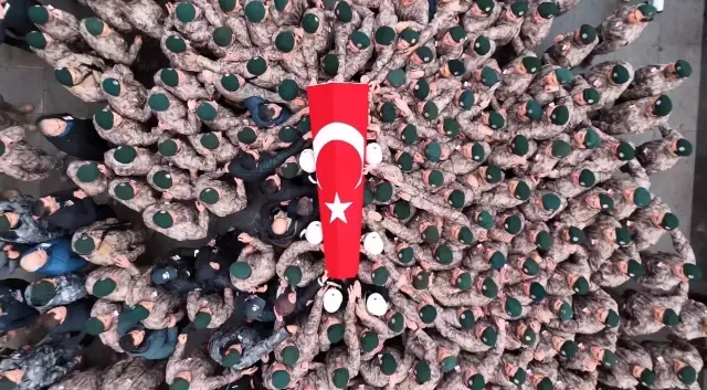 Şehit polise silah arkadaşlarından duygusal veda